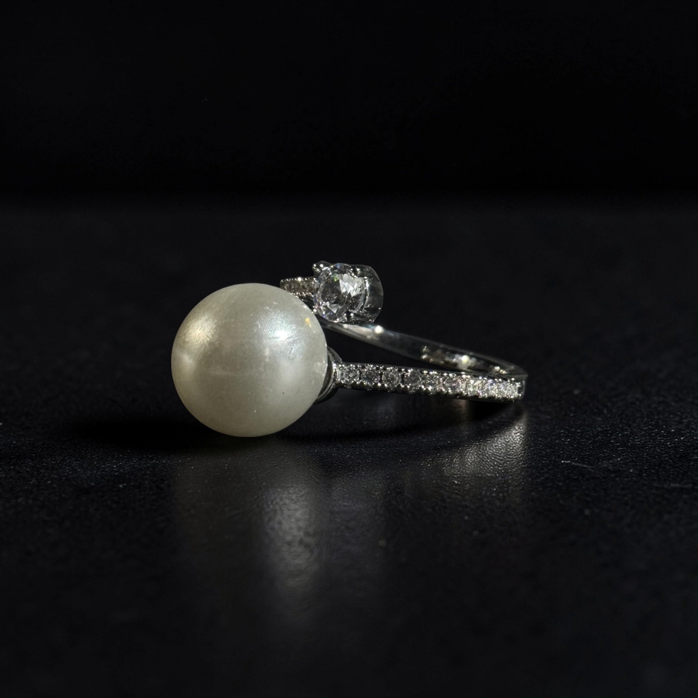 Silver stainless steel adjustable pearl zircon luxury ring for women Aura Collection